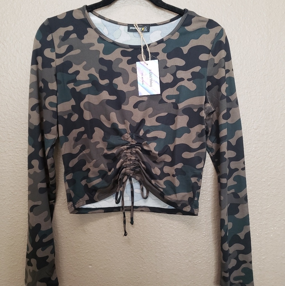 FLASH SALE Long sleeve camo croptop - Picture 3 of 7
